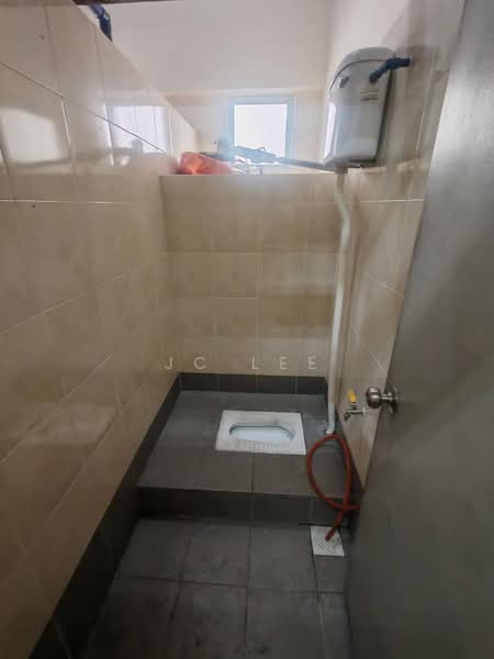 Shop / Office for Rent in Kuchai Business Park (Kuala Lumpur) - JC Lee - Bathroom - PropertyGuru.com.my