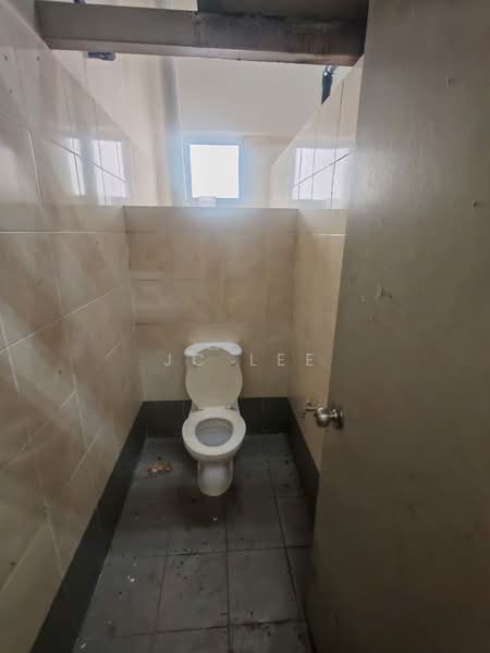 Kuchai Business Park untuk Untuk Disewa - RM 3,000 /bulan, Mac 2026 - Bathroom - PropertyGuru.com.my