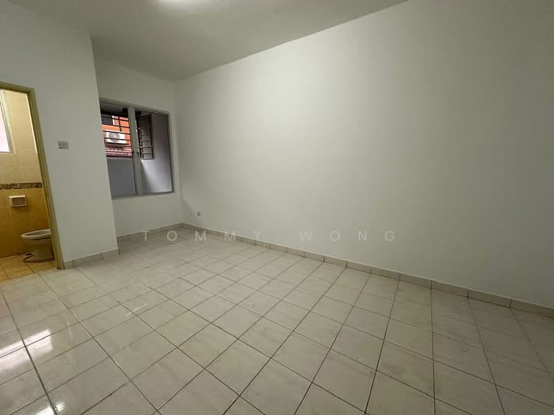 Palm Walk untuk Untuk Dijual - RM 680,000, Mac 2026 - Bathroom - PropertyGuru.com.my