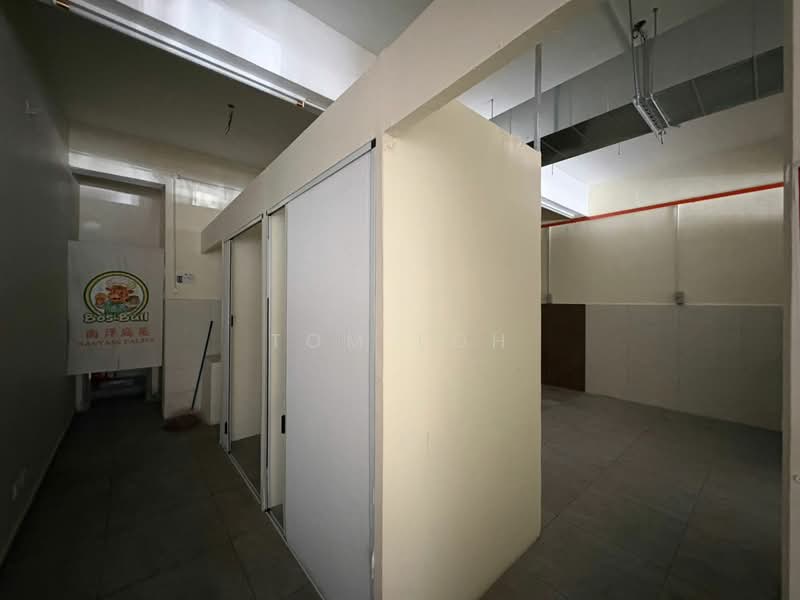 Shop for Rent in Johor Bahru (Johor) - Tom Loh - Interior - PropertyGuru.com.my