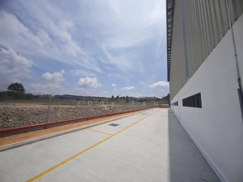 Detached Factory for Rent in Kota Puteri (Batu Arang) - Eddy Tan - Exterior - PropertyGuru.com.my