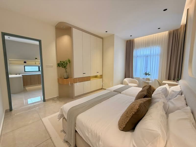 Semi-Detached House for Sale in Batu Pahat (Johor) - Lee Kee - Bedroom - PropertyGuru.com.my