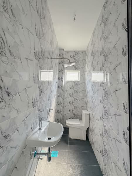 Bungalow for Sale in Mahkota Hills (Lenggeng) - Maizura binti Mohd Darus - Bathroom - PropertyGuru.com.my