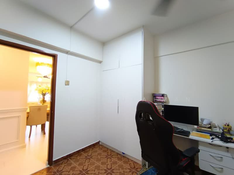 Condominium for Sale at Danau Idaman - Yasmin Sulaiman - Study - PropertyGuru.com.my