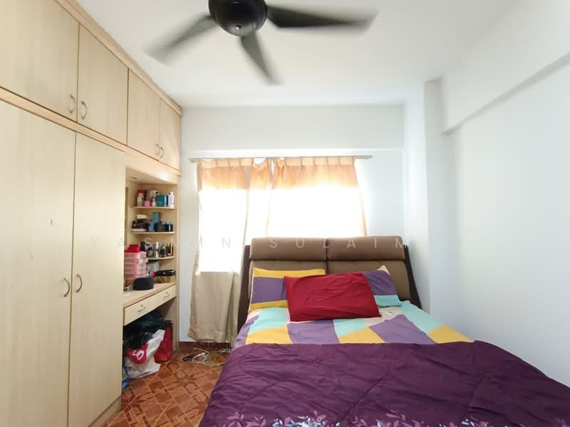 Condominium for Sale at Danau Idaman - Yasmin Sulaiman - Bedroom - PropertyGuru.com.my