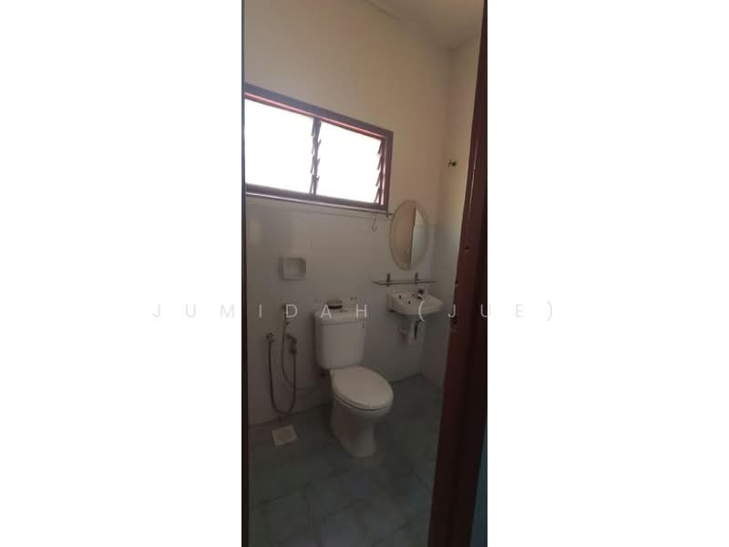 Bandar Saujana Utama untuk Untuk Dijual - RM 425,000, Mac 2026 - Bathroom - PropertyGuru.com.my