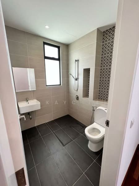 Rumah Banglo untuk Disewa di Kuala Selangor (Selangor) - MckayC TEH - Bathroom - PropertyGuru.com.my