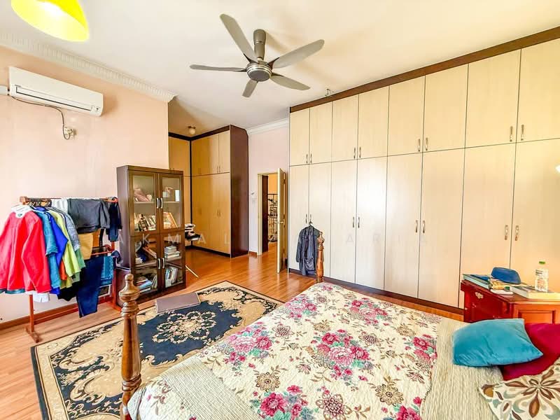 Semi-Detached House for Sale in Kajang (Selangor) - Akmal Zakaria - PropertyGuru.com.my