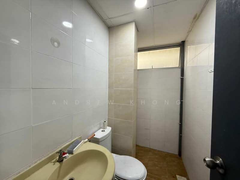 Condominium for Rent at Platinum Lake PV 15 - Andrew Khong - Bathroom - PropertyGuru.com.my