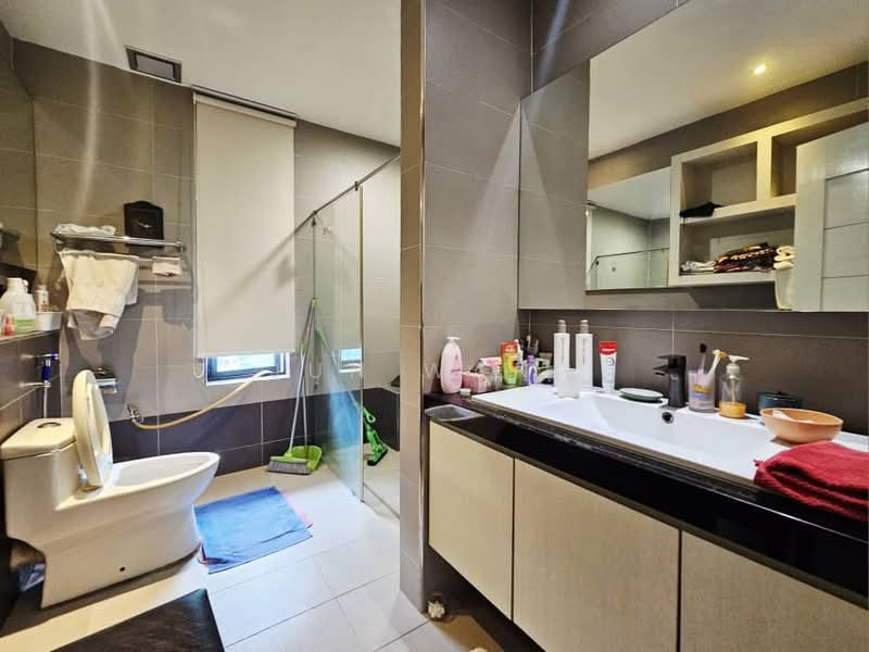 Ehsan Jaya untuk Untuk Dijual - RM 1,450,000, Mac 2026 - Bathroom - PropertyGuru.com.my