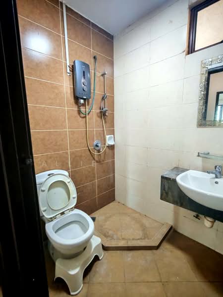 Desa Idaman Residences untuk Untuk Dijual - RM 360,000, Mac 2026 - Bathroom - PropertyGuru.com.my