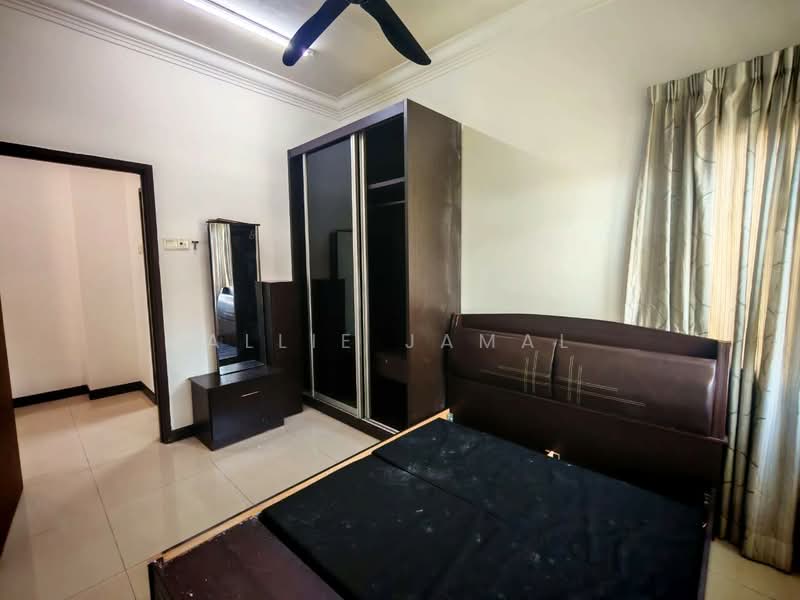 Desa Idaman Residences untuk Untuk Dijual - RM 360,000, Mac 2026 - Bedroom - PropertyGuru.com.my