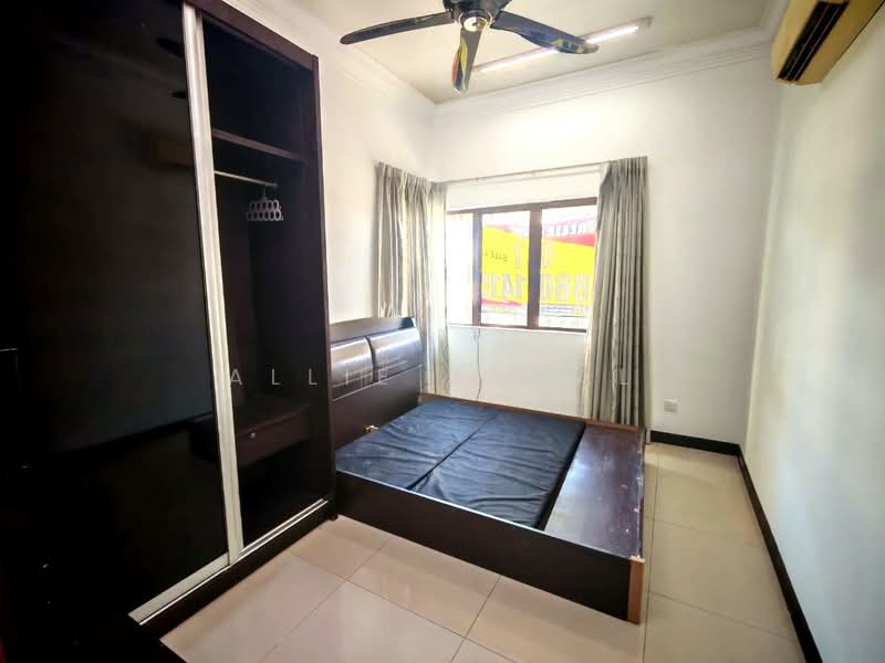 Desa Idaman Residences untuk Untuk Dijual - RM 360,000, Mac 2026 - Bedroom - PropertyGuru.com.my