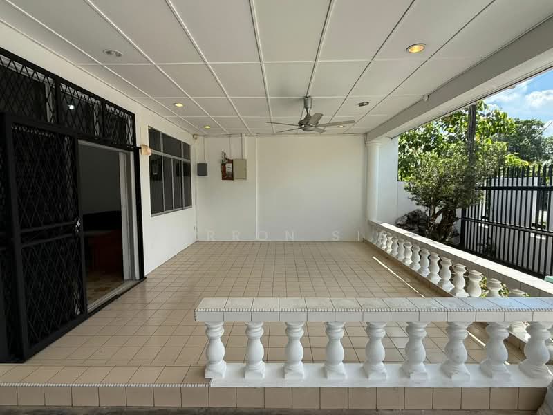 Rumah Berkembar untuk Dijual di Kuching (Sarawak) - Warron Sia - Exterior - PropertyGuru.com.my