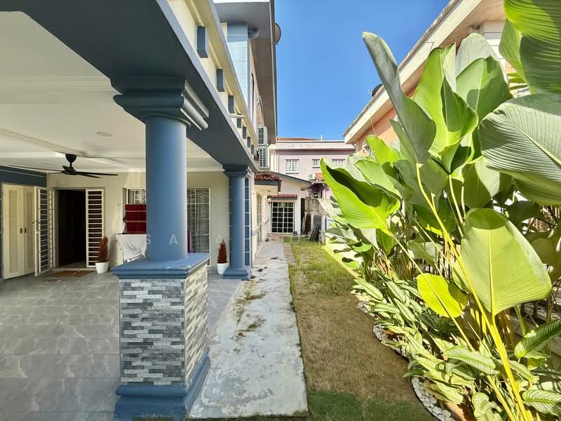 Semi-Detached House for Sale in Bukit Bandaraya (Shah Alam) - Sa'a Nordin - Exterior - PropertyGuru.com.my