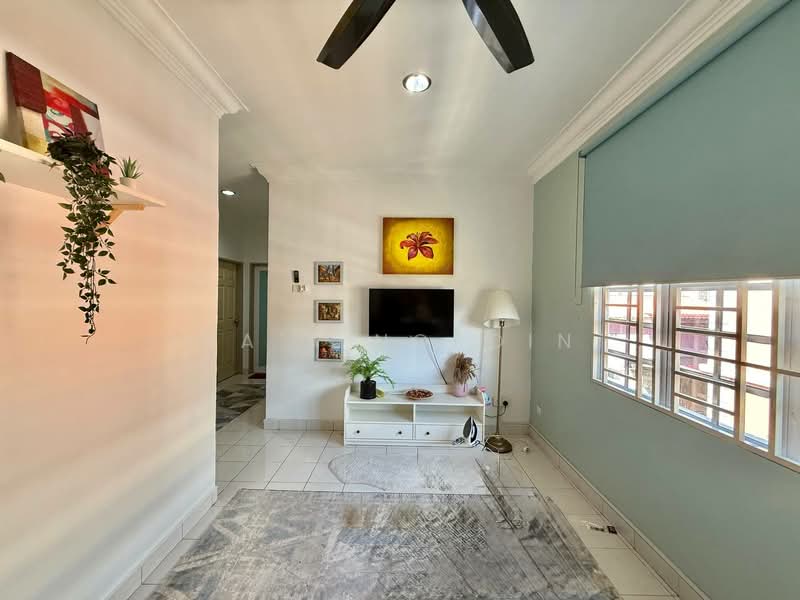 Semi-Detached House for Sale in Bukit Bandaraya (Shah Alam) - Sa'a Nordin - Living Room - PropertyGuru.com.my