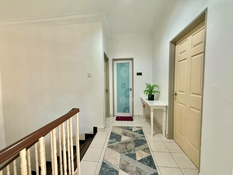 Semi-Detached House for Sale in Bukit Bandaraya (Shah Alam) - Sa'a Nordin - Corridor - PropertyGuru.com.my