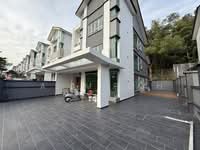 For Sale - Renovated Tiara Residence kajang 3-sty Bungalow