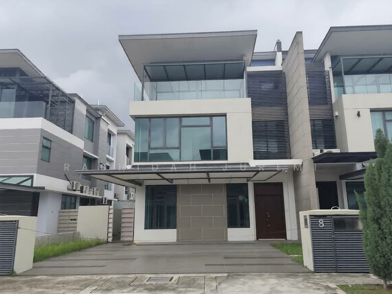 Bungalow for Sale in Subang Jaya (Selangor) - Rashidah Juremi - Exterior - PropertyGuru.com.my