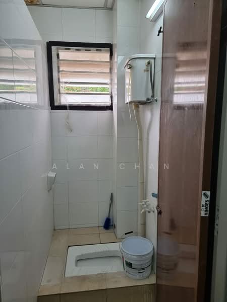 Shop for Rent in 16 Sierra (Puchong) - Alan Chan - Bathroom - PropertyGuru.com.my