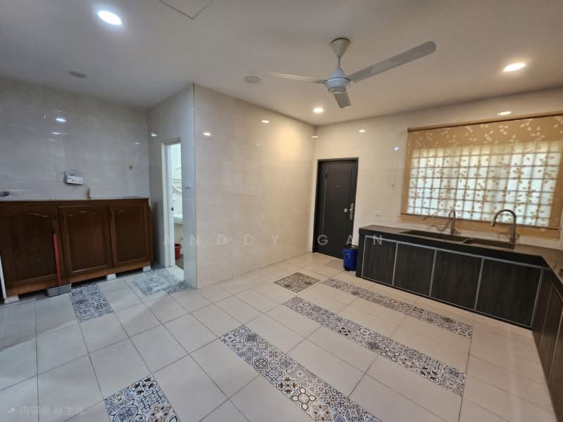 Taman Chi Liung untuk Untuk Dijual - RM 670,000, Mac 2026 - Kitchen - PropertyGuru.com.my