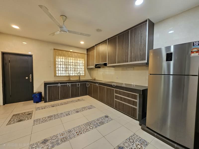 Taman Chi Liung untuk Untuk Dijual - RM 670,000, Mac 2026 - Kitchen - PropertyGuru.com.my