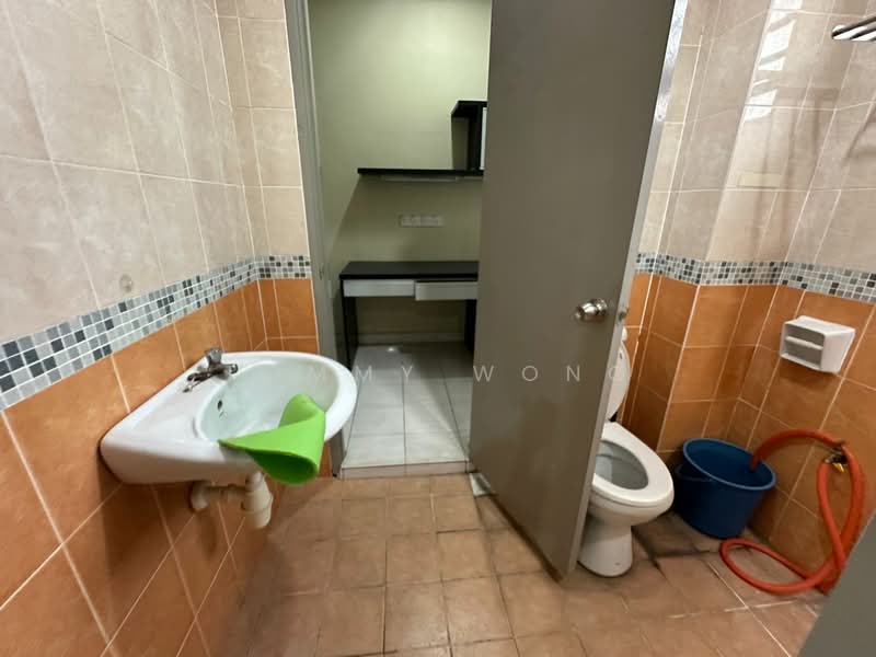 Palm Walk untuk Untuk Dijual - RM 750,000, Mac 2026 - Bathroom - PropertyGuru.com.my