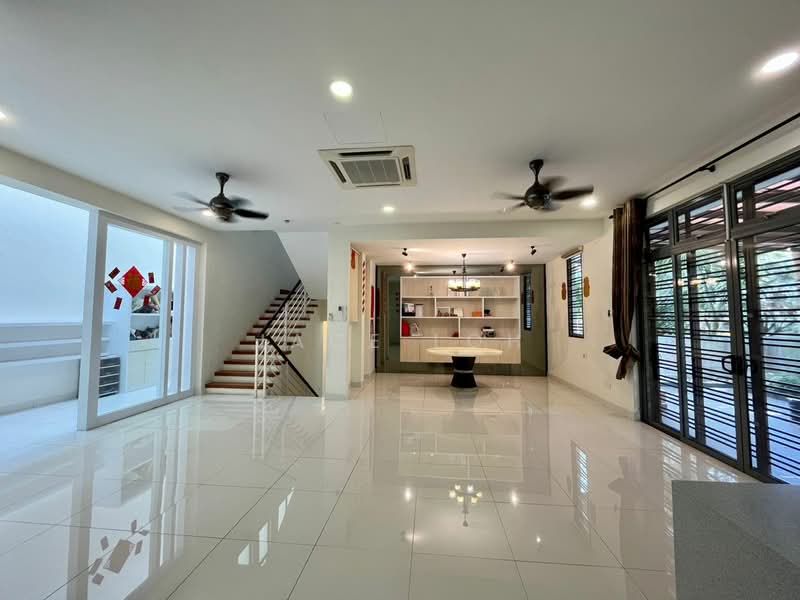 Semi-Detached House for Sale in BANDAR PUCHONG JAYA (Puchong) - Jace Loh - Living Room - PropertyGuru.com.my
