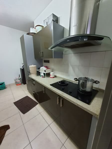 Condominium for Rent at Changkat View - Kevin Chuah - Kitchen - PropertyGuru.com.my