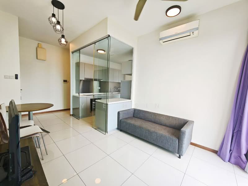Crescent Bay Suites (Teluk Bayu) untuk Untuk Disewa - RM 2,100 /bulan, Mac 2026 - Living Room - PropertyGuru.com.my