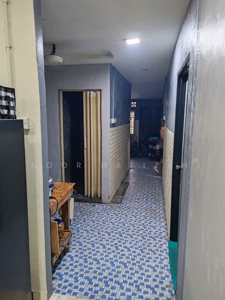 Terraced House for Sale in Alor Gajah (Melaka) - NOOR HAFIZAH - Corridor - PropertyGuru.com.my