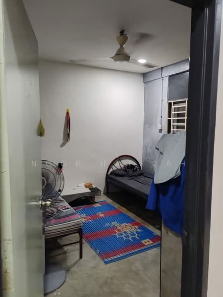 Terraced House for Sale in Alor Gajah (Melaka) - NOOR HAFIZAH - Bedroom - PropertyGuru.com.my