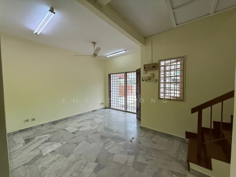 Subang Jaya untuk Untuk Dijual - RM 680,000, Mac 2026 - Living Room - PropertyGuru.com.my