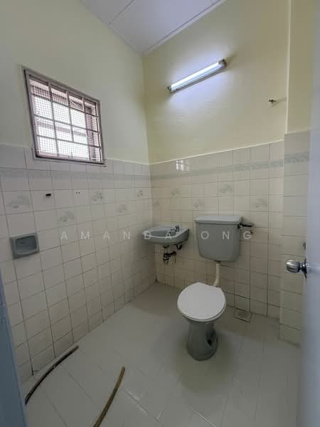 Subang Jaya untuk Untuk Dijual - RM 680,000, Mac 2026 - Bathroom - PropertyGuru.com.my