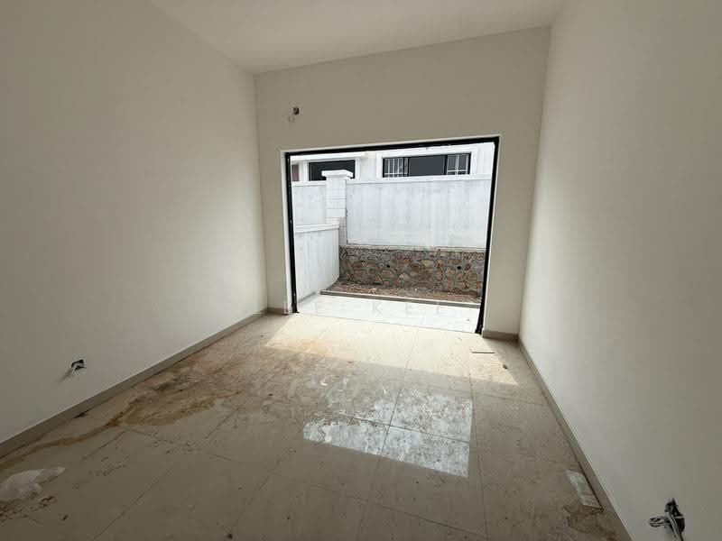Semi-Detached House for Sale in Taman Evergreen Heights (Batu Pahat) - Lee Kee - Interior - PropertyGuru.com.my