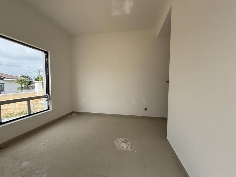 Semi-Detached House for Sale in Taman Evergreen Heights (Batu Pahat) - Lee Kee - Interior - PropertyGuru.com.my