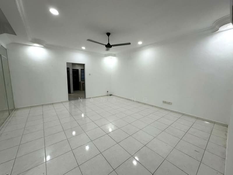 Taman Setia Indah untuk Untuk Disewa - RM 2,500 /bulan, Mac 2026 - Living Room - PropertyGuru.com.my
