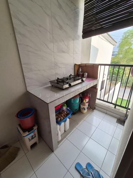 Townhouse for Sale in Taman Putra Perdana (Puchong) - JUMIDAH (JUE) - Balcony - PropertyGuru.com.my