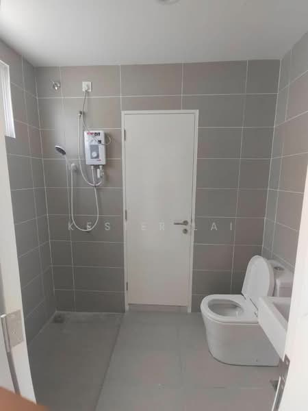 Hijayu bandar sri sendayan seremban partly furnished 4R4B reno unit untuk Untuk Disewa - RM 1,100 /bulan, Apr 2026 - Bathroom - PropertyGuru.com.my