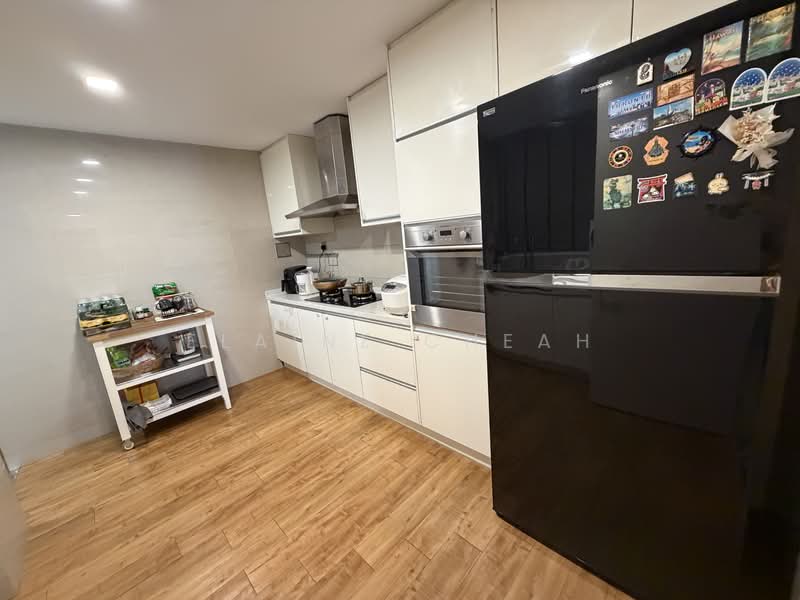Condominium for Sale at Kiaraville - Elaine Cheah - Kitchen - PropertyGuru.com.my