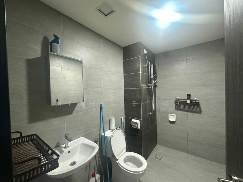 Service Residence for Rent at Lakeview Suites @ Edumetro - Michelle Boh - Bathroom - PropertyGuru.com.my