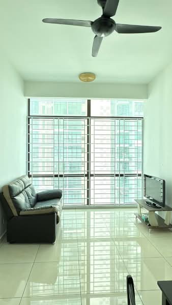 Wave @ Marina Cove untuk Untuk Disewa - RM 1,900 /bulan, Mac 2026 - Living Room - PropertyGuru.com.my
