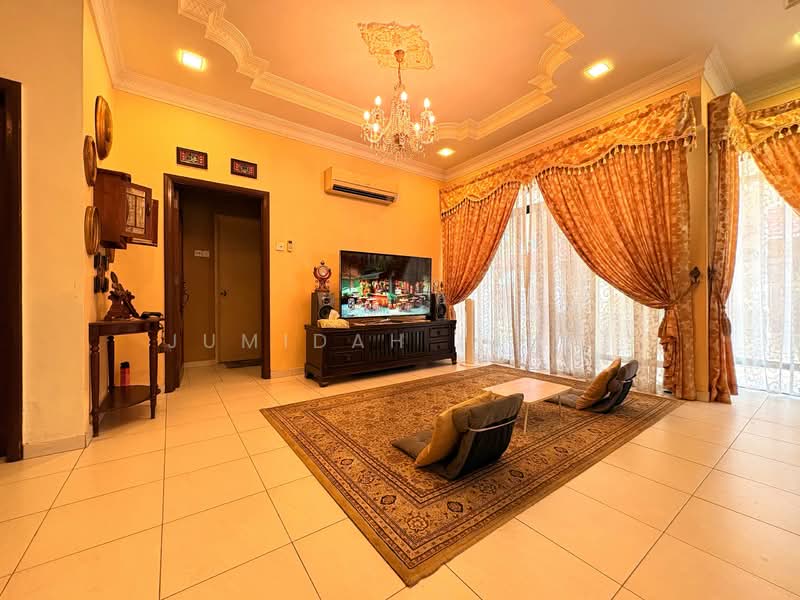 Semi-Detached House for Sale in Klang (Selangor) - JUMIDAH (JUE) - Living Room - PropertyGuru.com.my