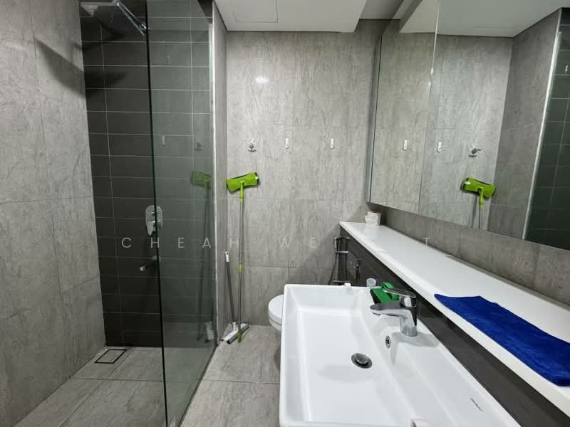 Service Residence for Sale at Cantara Residences - Cheah Wei Kit - Bathroom - PropertyGuru.com.my
