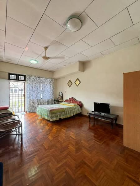 JOHOR BAHRU , TAMAN DAYA untuk Untuk Dijual - RM 658,000, Mac 2026 - Bedroom - PropertyGuru.com.my