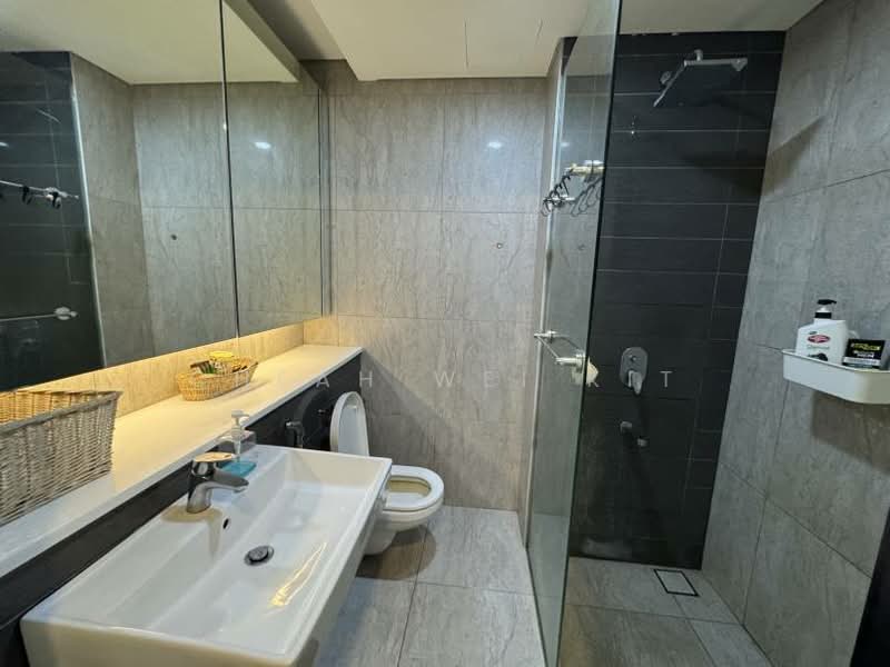 Service Residence for Sale at Cantara Residences - Cheah Wei Kit - Bathroom - PropertyGuru.com.my