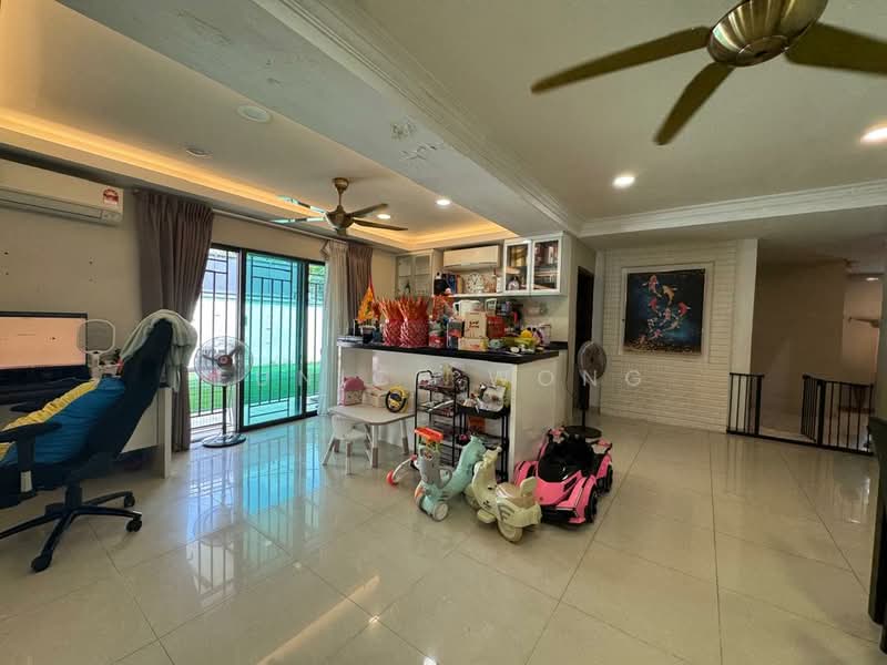 Happy Garden untuk Untuk Disewa - RM 3,700 /bulan, Mac 2026 - Living Room - PropertyGuru.com.my
