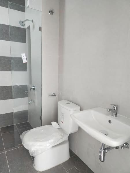 TAMAN IMPIAN EMAS (HONEYDALE RESIDENCE) untuk Untuk Dijual - RM 1,250,000, Apr 2026 - Bathroom - PropertyGuru.com.my