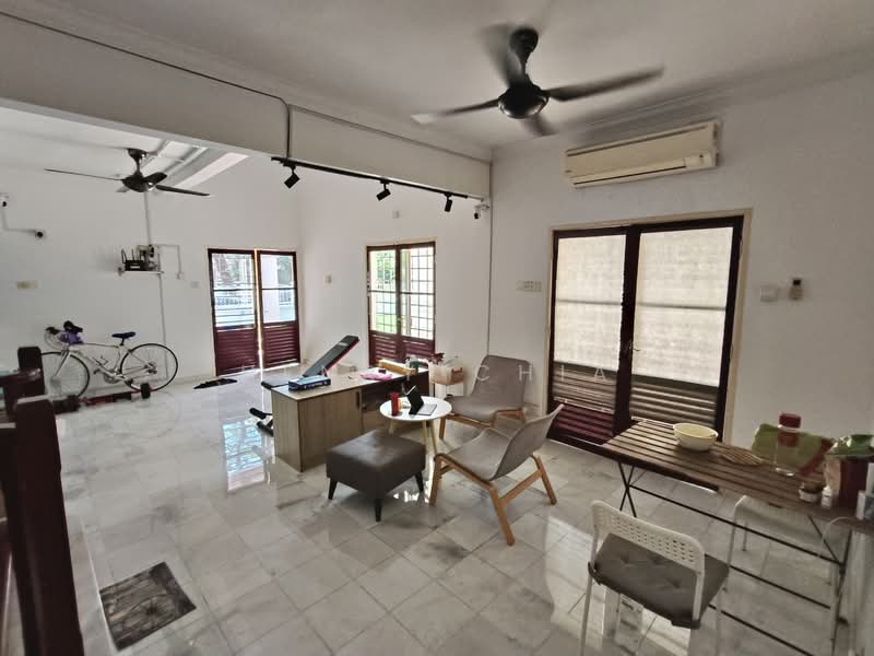 Rumah Teres 2 Tingkat untuk Dijual di Alam Damai (Cheras) - Gladys Wong - Living Room - PropertyGuru.com.my