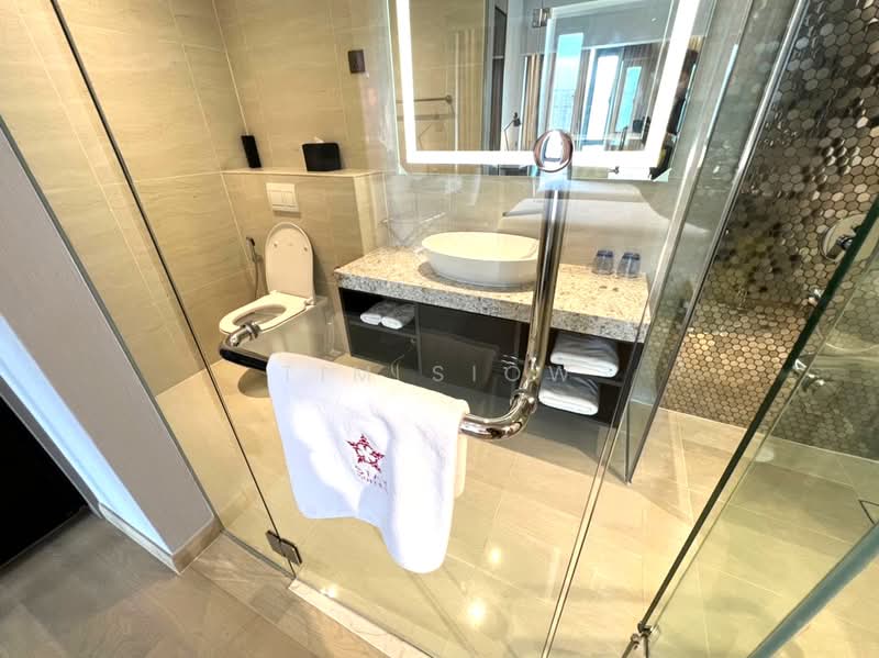 Service Residence for Sale at Star Residences One - Tim Siow - Bathroom - PropertyGuru.com.my